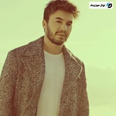 دانلود آهنگ بیر باکیشی وار آجی گوزلری کارا مصطفی ججلی (Yaka Yaka)